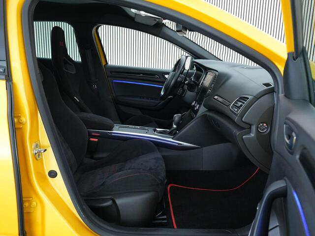 Renault MEGANE RS Trophy 1.8 300pk TCe |carbon spoiler|Recaro kuipstoelen|Bose|HUD|Apple carplay|parkeercamera|cruise control|Brock 19"|