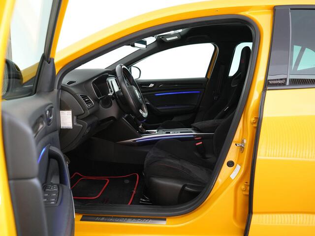 Renault MEGANE RS Trophy 1.8 300pk TCe |carbon spoiler|Recaro kuipstoelen|Bose|HUD|Apple carplay|parkeercamera|cruise control|Brock 19"|