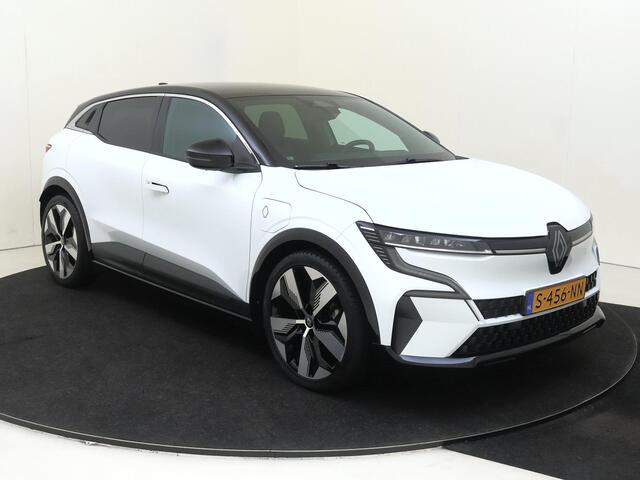 Renault MEGANE E-Tech EV40 Boost Charge Techno | Apple Carplay/Android | cruise control adaptief | electronic climate control | full-LED koplampen | lederen/stof bekleding | navigatiesysteem | rijstrooksensor met correctie | two-tone |