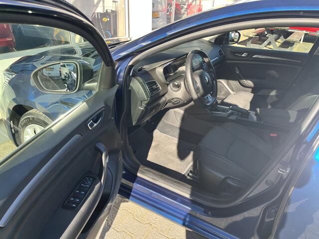 Renault MEGANE Estate 1.3 TCe Business Zen 140pk Automaat 7 versnellingen parkeerhulp v/a 1e eigenaar Delaer onderhouden