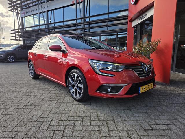 Renault MEGANE Estate 132pk TCe Bose | Navi | Camera | Trekhaak | 1700kg trekgewicht