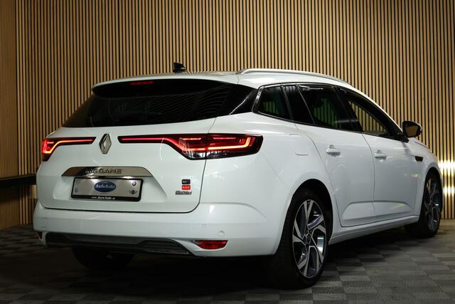 Renault MEGANE Estate 1.6 E-Tech Plug-In Hybrid 160 R.S. Line KEYLESS BOSE PDC CAMERA "21