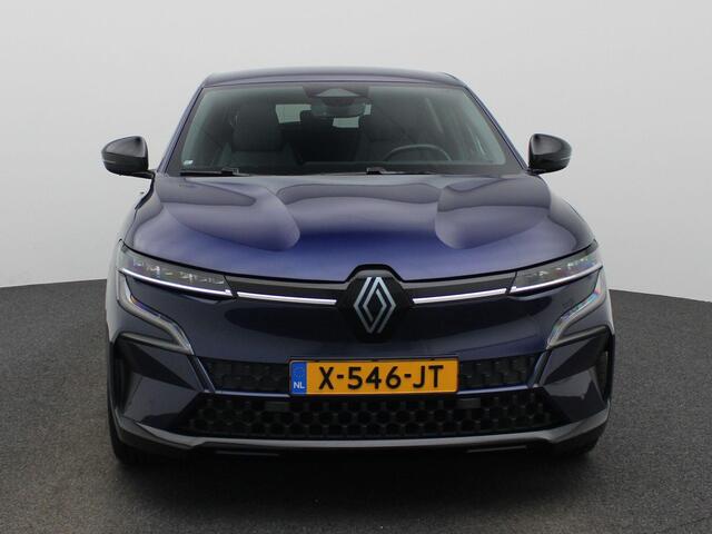 Renault MEGANE E-Tech EV40 Boost Charge Techno | Pack Advanced Drive Assist | Pack Winter | Harman Kardon Audio | 20" LMV 'Soren' | Draadloze Smartphonelader | LED Pure Vision | Android Automotive | Keyless | Adaptieve Cruise Control