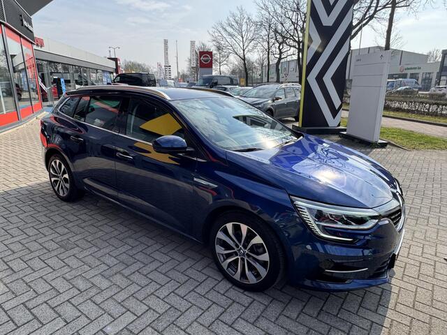 Renault MEGANE Estate E-Tech Plug-In Hybrid 160 Intens | Pack Parking | Head-up Display | Verwarmbare voorstoelen |