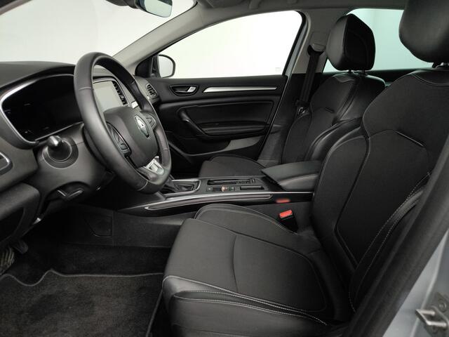 Renault MEGANE Estate 1.3 TCe 140 Techno | Trekhaak | All-Season banden | Navigatie | Achteruitrijcamera |