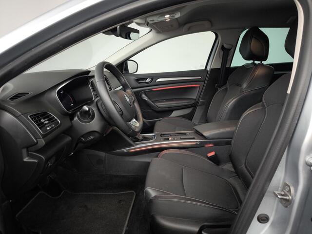 Renault MEGANE Estate 1.3 TCe 140 EDC Techno TREKHAAK | ACHTERUITRIJCAMERA | PARKEERSENSOREN VOOR-/ACHTER | BLIS | APPLE CARPLAY/ANDROID AUTO