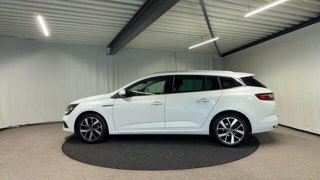 Renault MEGANE Estate 1.3 TCe 140 Bose Trekhaak | Pano | LED