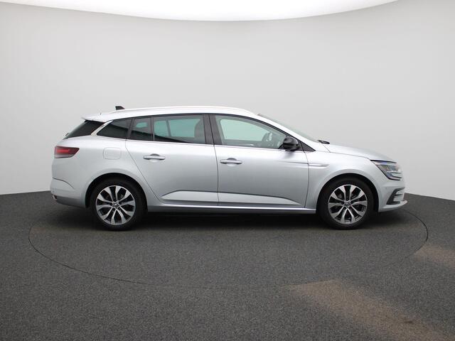 Renault MEGANE Estate 1.3 TCe 140 Equilibre | Climate Control / ECC | Licht metalen velgen 17 inch | Trekhaak | Cruise control | Navigatie | Half lederen bekleding grijs | LED koplampen | Park Distance Control voor en achter | Achteruitrijcamera |