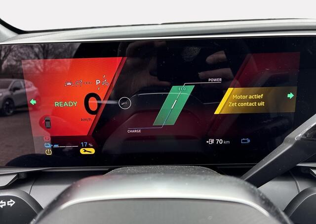 Renault MEGANE E-Tech comfort range techno 60 kWh - Pack winter techno / elektrisch verwarmbaar stuurwiel