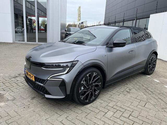 Renault MEGANE E-Tech comfort range esprit alpine 60 kWh / Pack Driving & Sound / Two Tone Mat grijs Zwart Dak / Esprit Alpine