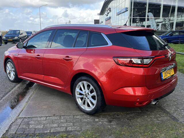 Renault MEGANE Estate 1.2 132PK TCe Limited / Camera / Blind spot warning / PDC V+A / Keyless / Cruise / 17''LMV / 2e Paasdag open 09.00-17.00 uur