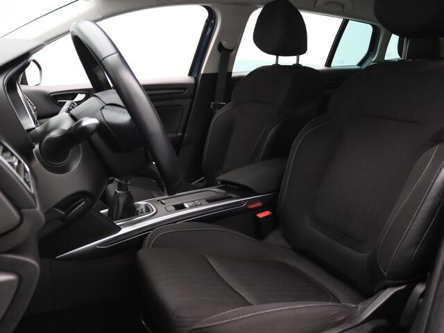 Renault MEGANE Estate TCe Limited 115pk Cruise | Climate | Navi | Parkeersens. achter | Trekhaak