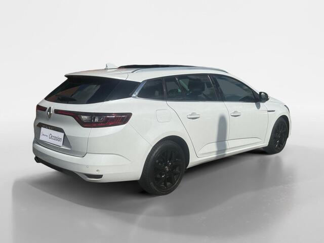 Renault MEGANE Estate 1.3 TCe Bose | Automaat | Schuif-Kantel Dak | Head Up Display | Sfeerverlichting | Adaptief Cruise Control | Stoelverwarming | Climate Control | Camera | 12 Maanden Bovag Garantie