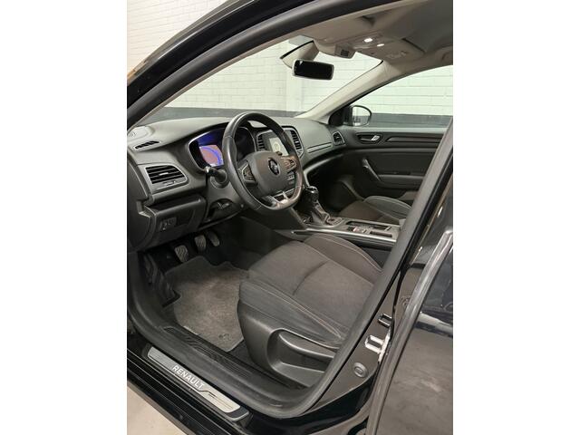 Renault MEGANE Estate 1.3 TCe Limited Carplay, Keyless, Trekhaak, PDC