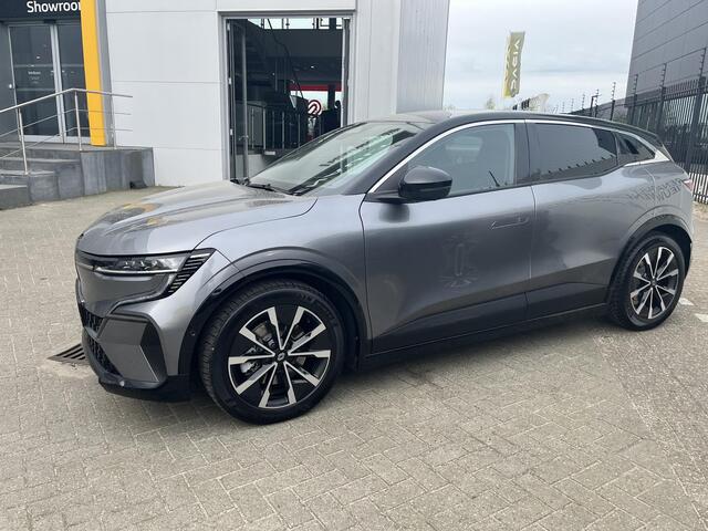 Renault MEGANE E-Tech EV60 Optimum Charge Iconic / Lederen bekleding / 360 camera