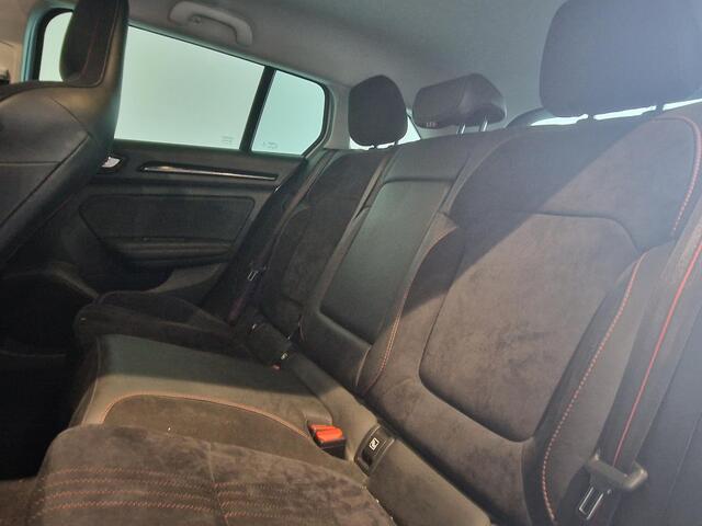 Renault MEGANE Estate 1.3 TCe R.S. Line TREKHAAK | BOSE AUDIO | DEALER ONDERHOUDEN | KUIPSTOELEN | SCHUIF/KANTELDAK | NAVIGATIE | ACHTERUITRIJCAMERA |