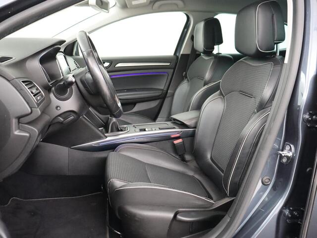 Renault MEGANE 1.3 TCe Bose | Camera | Carplay | Park Assist | Navigatie | Half leder | Keyless | Climate control | DAB+ | Bluetooth | Cruise control | Dodehoek detectie