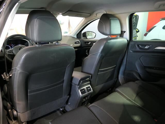 Renault MEGANE Estate 1.3 TCe 140 Techno - Trekhaak - Dodehoek - Parkeerassistent - Uitparkeerwaarschuwing - Allseasons