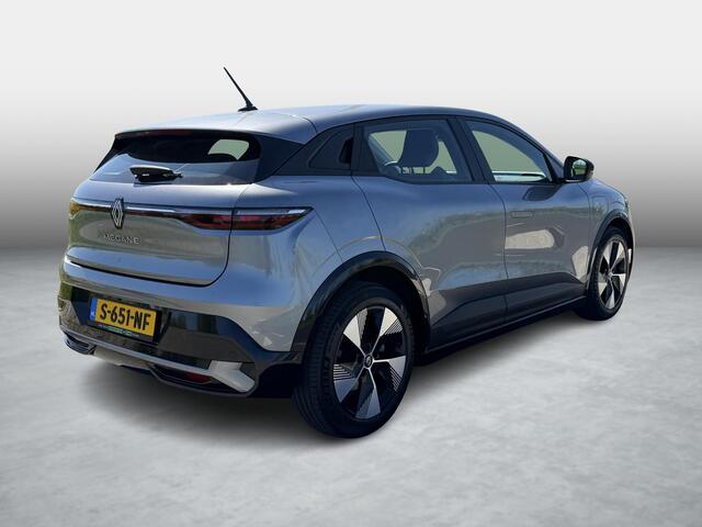 Renault MEGANE E-Tech EV40 Boost Charge Equilibre | Digitaal Display | Camera |
