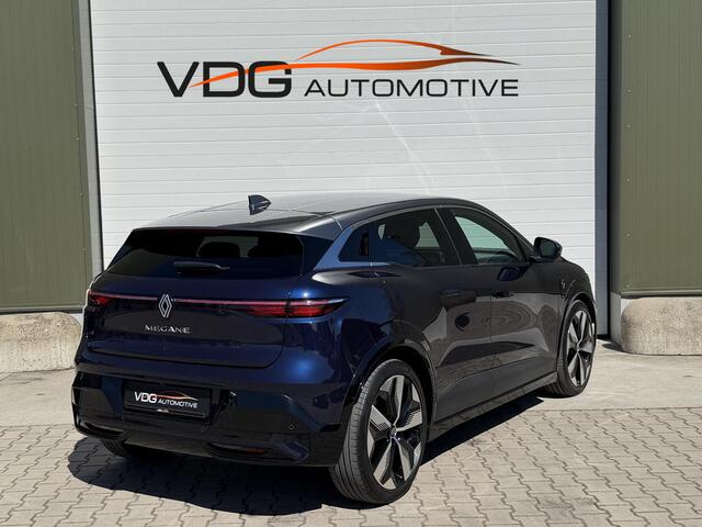 Renault MEGANE E-Tech EV60 220PK Optimum Charge Techno / Warmtepomp / SOH 93% / Navigatie / Carplay / Stoel + Stuurverwarming / Cruise Controle / Parkeer Camera