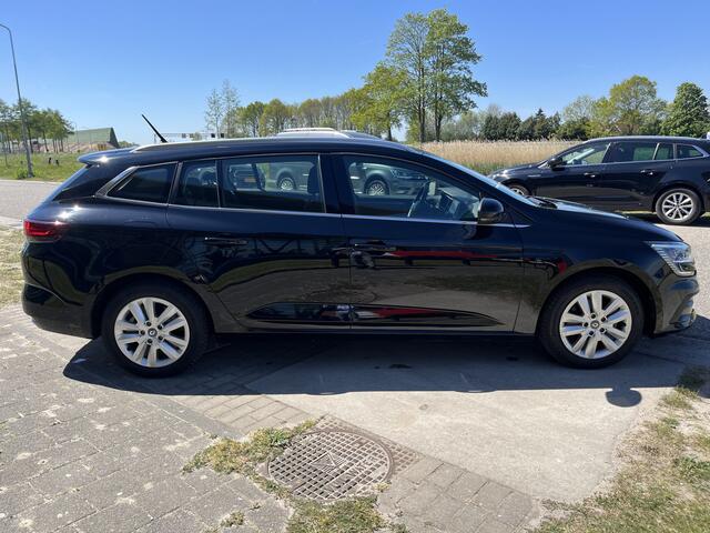 Renault MEGANE Estate 1.6 E-Tech Plug-In Hybrid 160PK /
