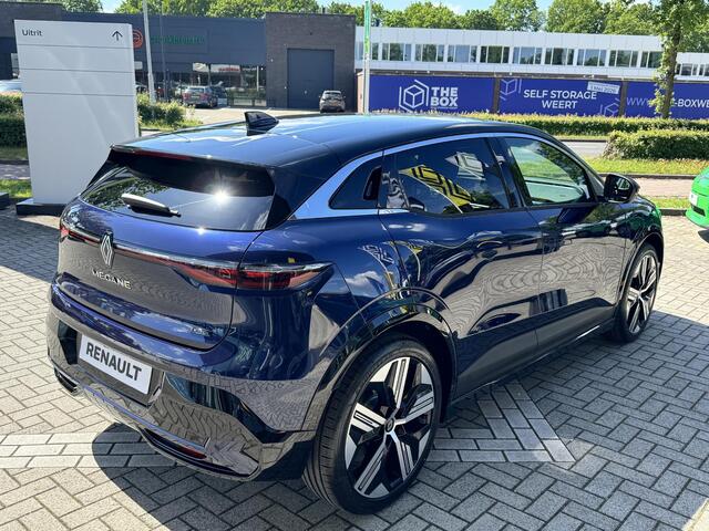 Renault MEGANE E-Tech Business Edition 220 pk Comfort Range l Tijdelijke prijsknaller met two-tonelak en 20'' wielen! l Meer dan ¤ 5.000 voordeel! l WEES ER SNEL BIJ!!