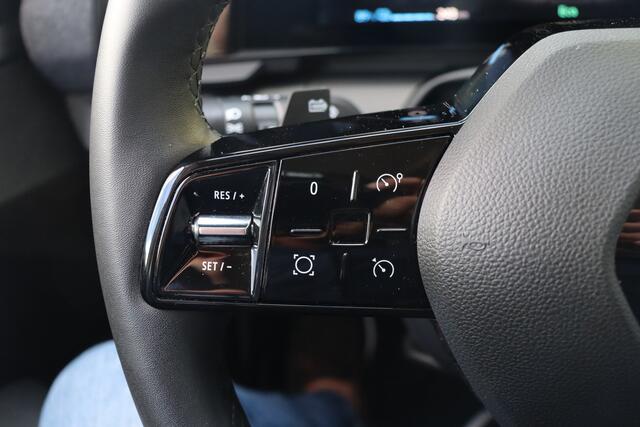 Renault MEGANE E-Tech EV40 Boost Charge Equilibre EV | Carplay | Camera | Airco | Cruise Control