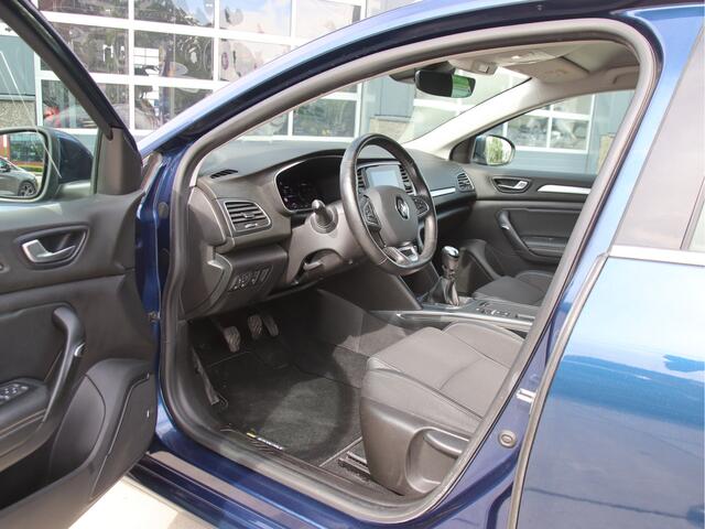 Renault MEGANE Estate 1.5 Blue dCi Intens FULL LED, HUD, Bose, Keyless Stoel- & Stuurvw. SALE!!