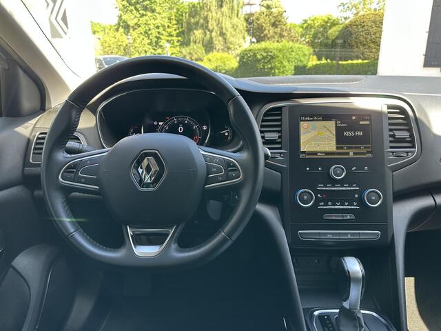 Renault MEGANE IV TCe 140 EDC Limited | All seasonbanden | Parkeersensoren achter | Navigatiesysteem | Automaat | Goed onderhouden |
