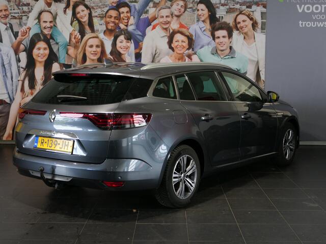 Renault MEGANE Estate 1.3 TCe Intens *Vraag naar beschikbaarheid!* - Trekhaak - Dodehoek - Head-up display - Parkeerassistent