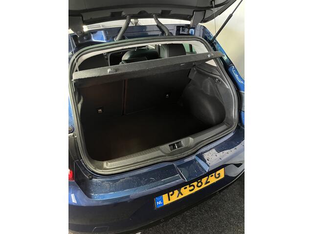 Renault MEGANE 1.2 TCe Bose ECC/CRUISE/CAMERA/PDC