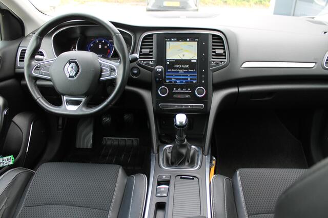 Renault MEGANE Estate 1.3 TCe 160 PK Bose | Trekhaak | Bose geluid | Camer achter | Witmetallic |