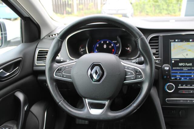 Renault MEGANE Estate 1.3 TCe 160 PK Bose | Trekhaak | Bose geluid | Camer achter | Witmetallic |