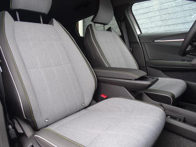 Renault MEGANE E-Tech comfort range Business Edition 60 kWh NU 5 JAAR GARANTIE! / PACK DRIVING & COMFORT / TWO-TONE METALLIC
