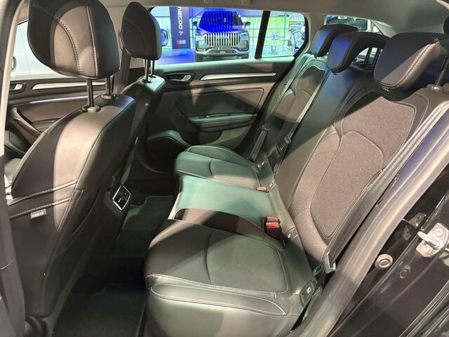 Renault MEGANE Estate 1.3 TCe 140 Techno | Blind spot detectie | Navigatie | Trekhaak