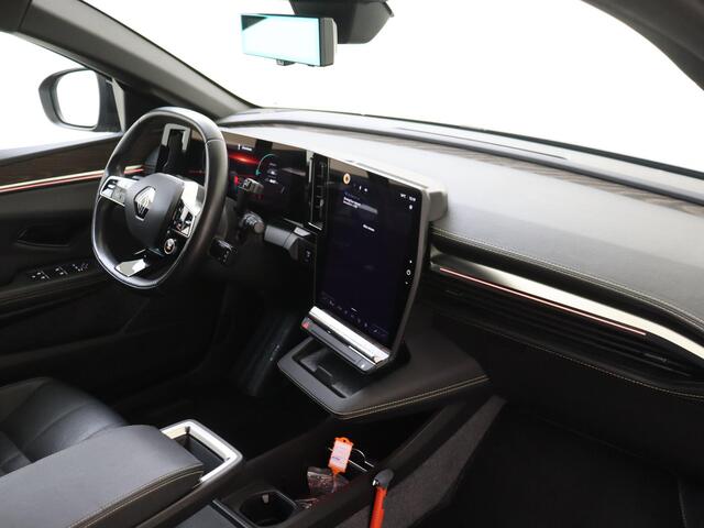 Renault MEGANE E-Tech EV60 Optimum Charge Iconic | Harman Kardon audio | 360 camera | Leder | SoH 94% | All Season banden