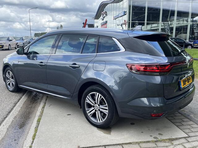 Renault MEGANE Estate 1.6 E-Tech Plug-In Hybrid 160PK Intens / Camera / Parkeerkhulp V+A / Head-up display / Keyless / LMV /