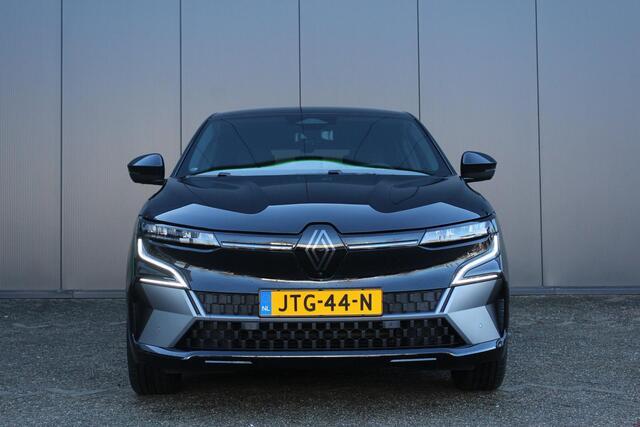Renault MEGANE E-Tech 60 kWh Comfort Range Esprit Alpine 220PK | Google Navigatie | Elektrische Stoelen | Stoel & Stuurverwarming | Harman Kardon Geluidinstallatie | 360 Camera + sensoren | pack driving & sound | Warmtepomp |