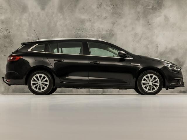 Renault MEGANE Estate 1.2 TCe Bose Automaat (VIRTUAL COCKPIT, GROOT NAVI, LEDER/ALCANTARA, STOELVERWARMING, SPORTSTOELEN, TREKHAAK, PARKEERSENSOREN, NIEUWSTAAT)