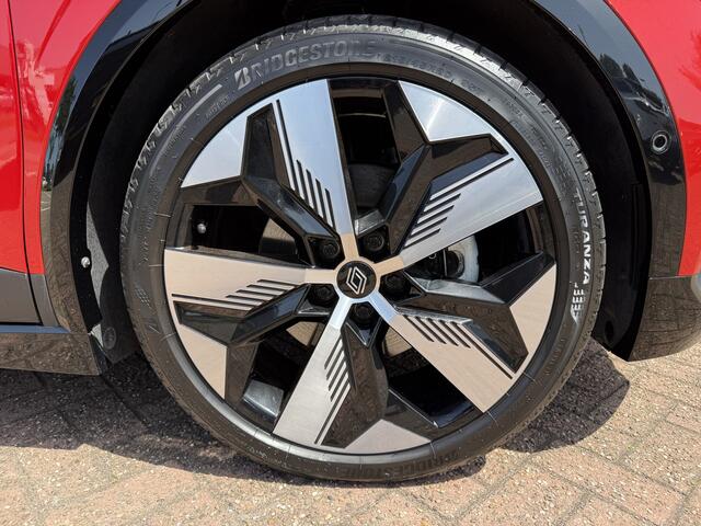 Renault MEGANE E-Tech EV40 Boost Charge Techno | stoel+stuurverwarming | adaptieve cruise | tijdelijk gratis Top Afleverpakket twv Eur 695