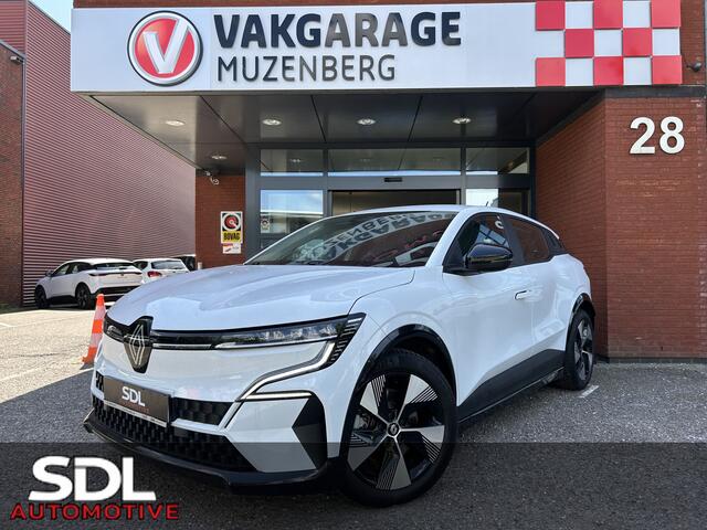 Renault MEGANE E-Tech EV40 Boost Charge Equilibre SOH 95% // FULL LED // APPLE CARPLAY / ANDROID AUTO // CAMERA // DIGITAAL DISPLAY // KEYLESS