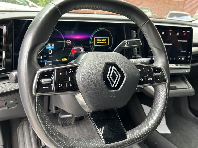 Renault MEGANE E-Tech EV40 Boost Charge Equilibre // FULL LED // STOEL + STUURWIELVERWARMING // CLIMA // APPLE CARPLAY / ANDROID AUTO // CAMERA // DIGITAAL DISPLAY // KEYLESS