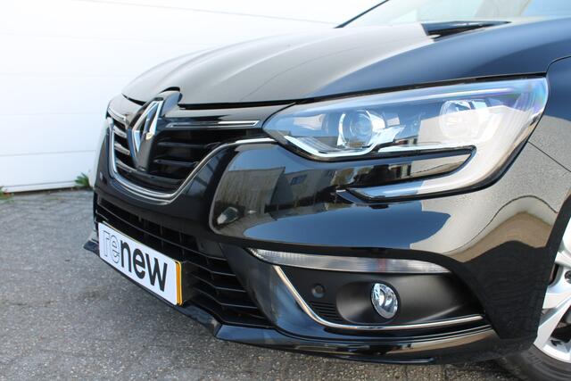 Renault MEGANE Estate 1.3 TCe 115 PK Limited | Parkeersensoren | ECC | NAVI | 1.700 trekgewicht