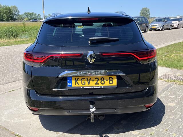 Renault MEGANE Estate 1.3 TCe 140PK Techno / Trekhaak / Camera / Parkeerhulp V+A / Stoelverw. Stuurverw. / LMV /