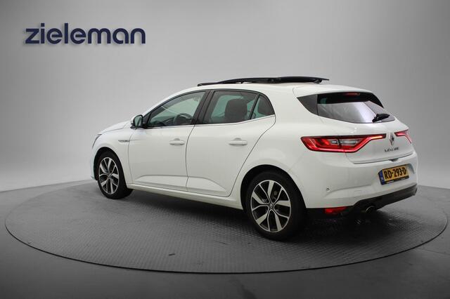 Renault MEGANE 1.2 TCe Bose - Panorama, Carplay, Camera, Keyless, Half Leer, Massage