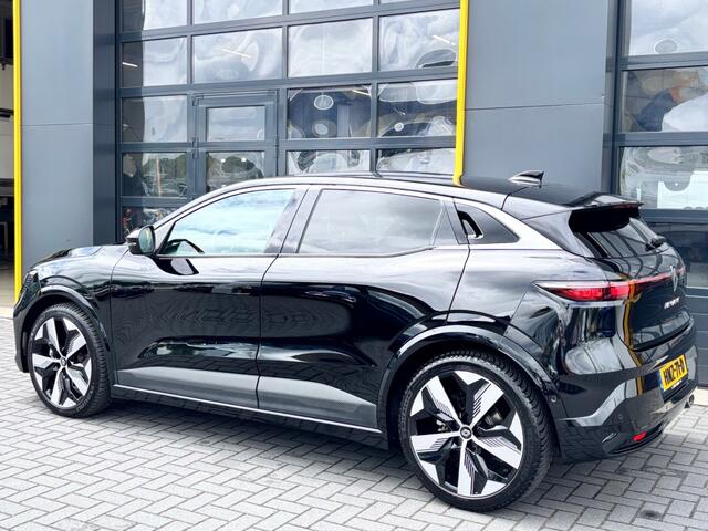 Renault MEGANE EV60 Techno 220 pk Pack Winter Harman Kardon All Seasons