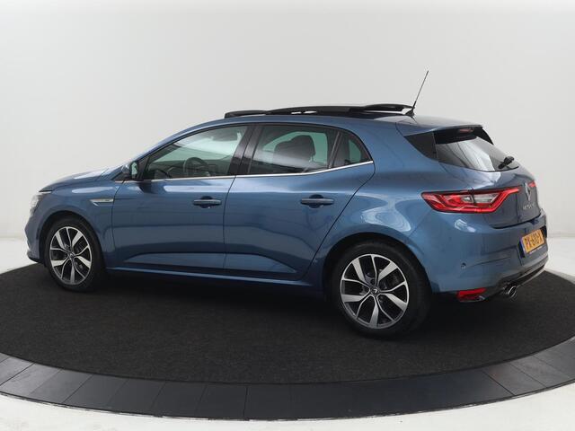 Renault MEGANE 1.2 TCe Bose | Panoramadak | Camera | Half leder | Park Assist | Massage | Bose Sound | Navigatie | Keyless | Cruise control | Bluetooth | Climate control | 2e eigenaar | Origineel NL