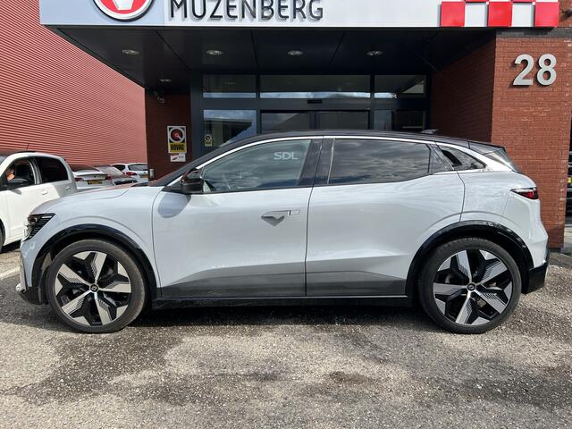 Renault MEGANE E-Tech EV40 Standard Charge Techno // NAVI + CARPLAY // FULL LED // CAMERA // CLIMA // STOEL + STUURWIELVERWARMING // SFEERVERLICHTING