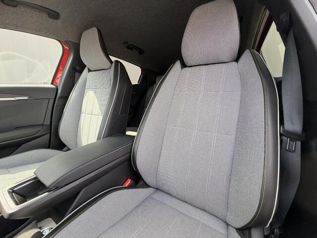 Renault MEGANE E-Tech comfort range iconic 60 kWh / SOH 96 % / Fabrieksgarantie tot 9-2027 / Harman&Kardon / Dodehoek Detectie / 360 Camera / CCS Snelladen / Navigatie / Adaptieve Cruise / Stoelverwarming /
