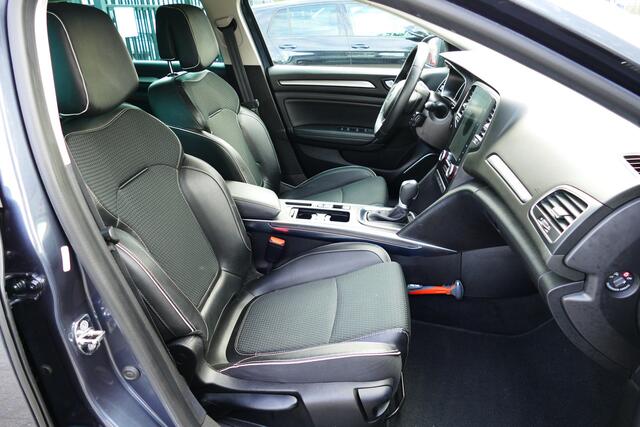 Renault MEGANE Estate 1.3 140pk TCe Bose. Camera, Navi, Half Leer, Carplay/Android, Clima, 17"LMV